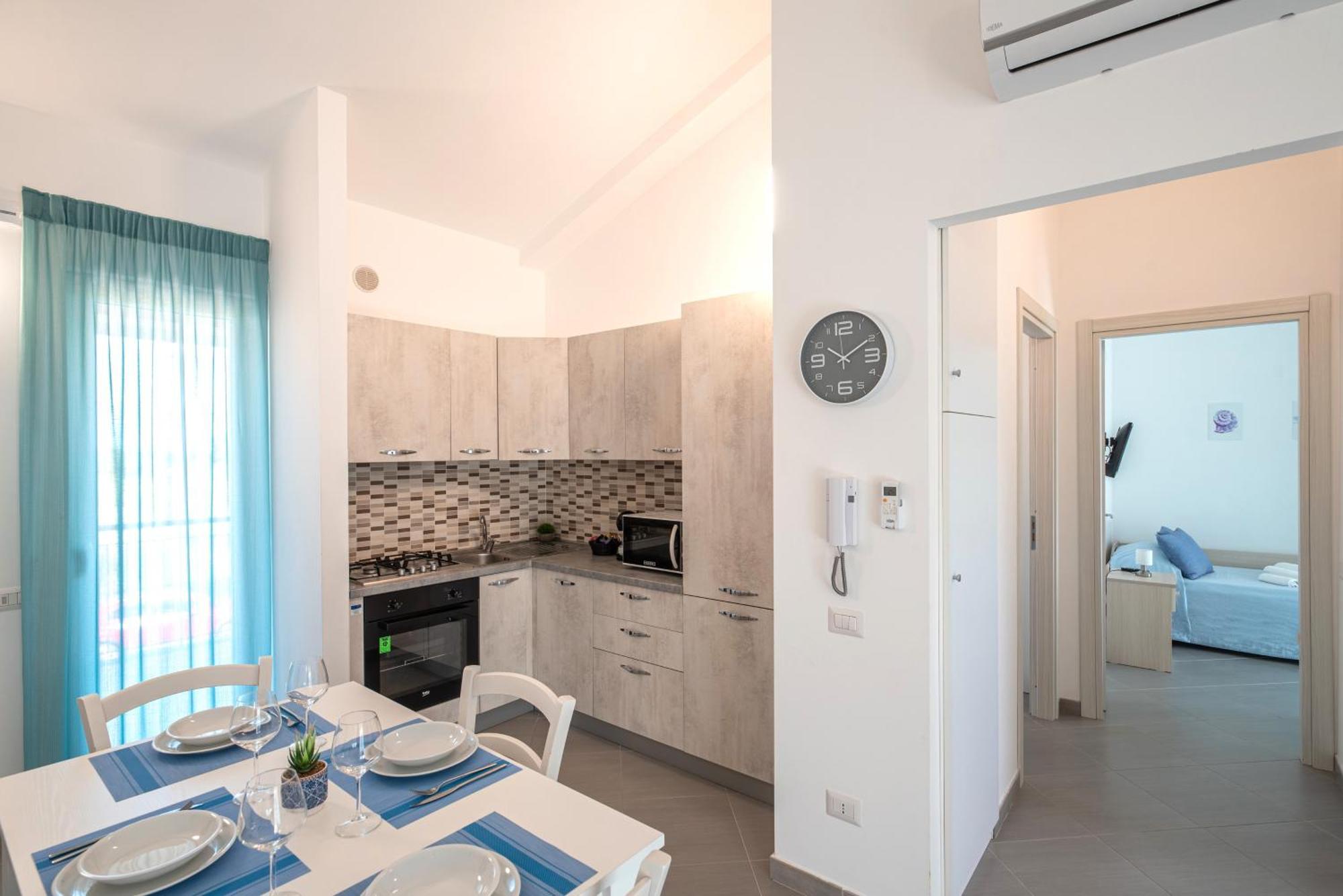 Icaro Residence Apartments With A Beautiful Pool SantʼAgata di Militello エクステリア 写真